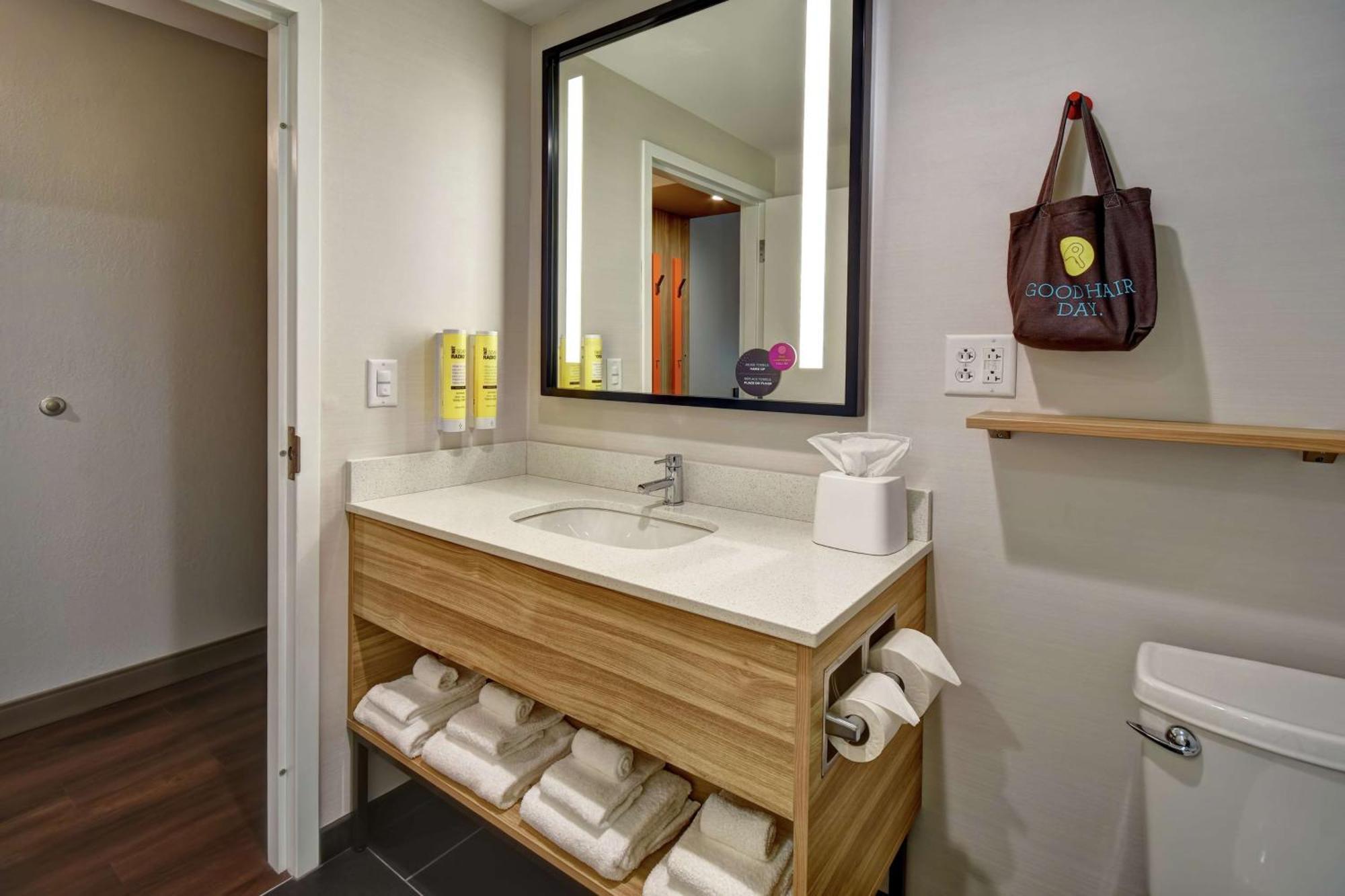 Hotel Tru By Hilton Syracuse-Camillus Exterior foto